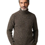 Elegantní pletený svetr s vysokým límcem