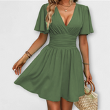 Winslet - Šaty s Nařaseným Pasem a V-Výstřihem